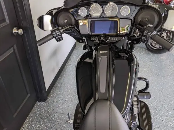 2023 Harley-Davidson Street Glide Special $21,900 - Image 3