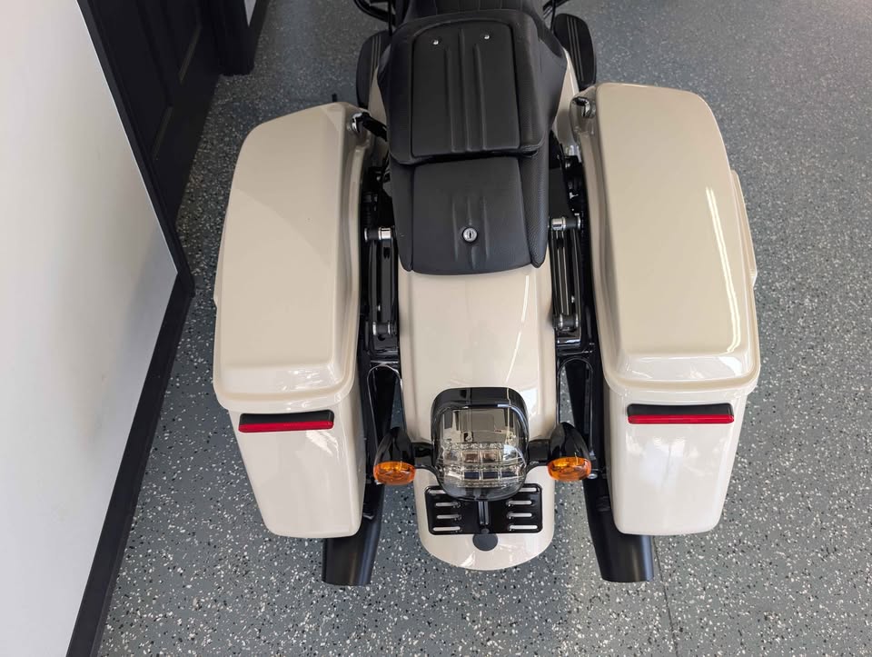 2023 Harley-Davidson Street Glide ST $21,900 - Image 10