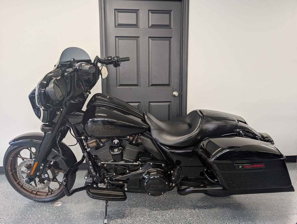 2023 Harley-Davidson Street Glide $20,950 - Image 3