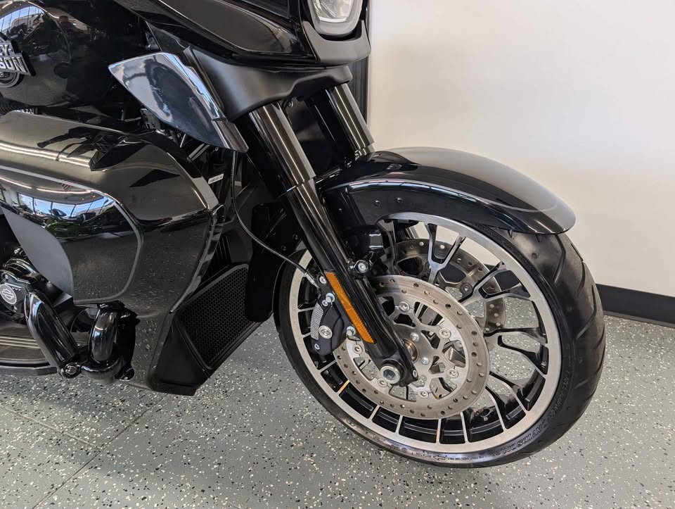 2026 Harley-Davidson Street Glide 3 Limited Trike $37,900 - Image 4