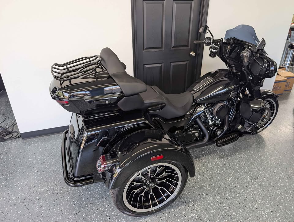 2026 Harley-Davidson Street Glide 3 Limited Trike $37,900 - Image 6