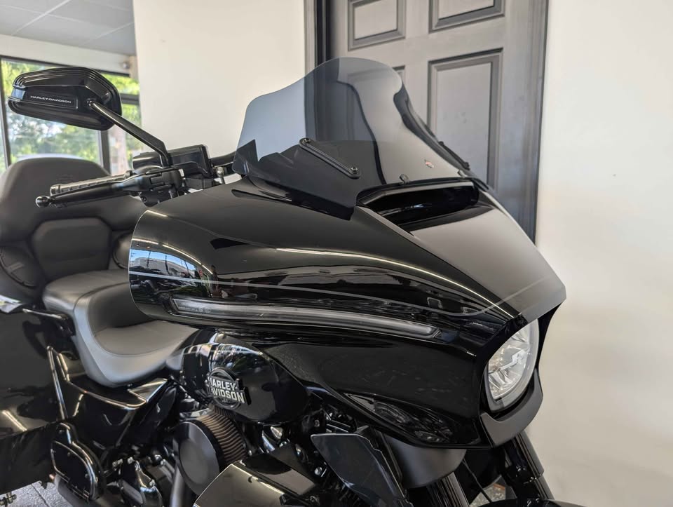 2026 Harley-Davidson Street Glide 3 Limited Trike $37,900 - Image 5