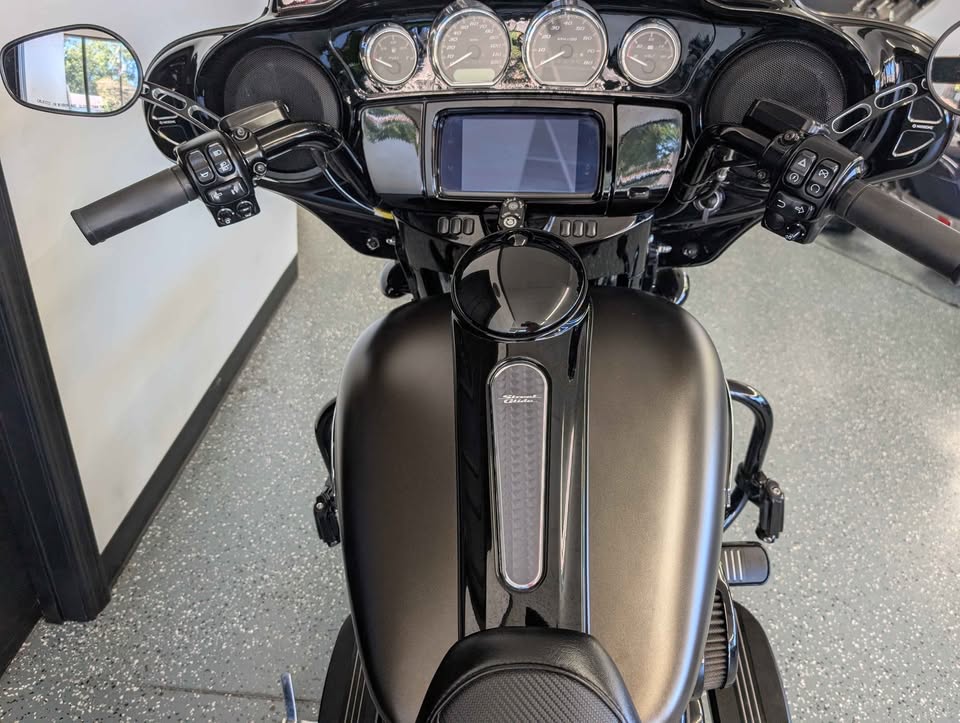 2020 Harley-Davidson Street Glide $17,900 - Image 10